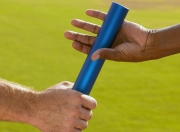 勇士观众热烈欢呼！，Karsa迎来十五赛季出色发挥引发球迷热议